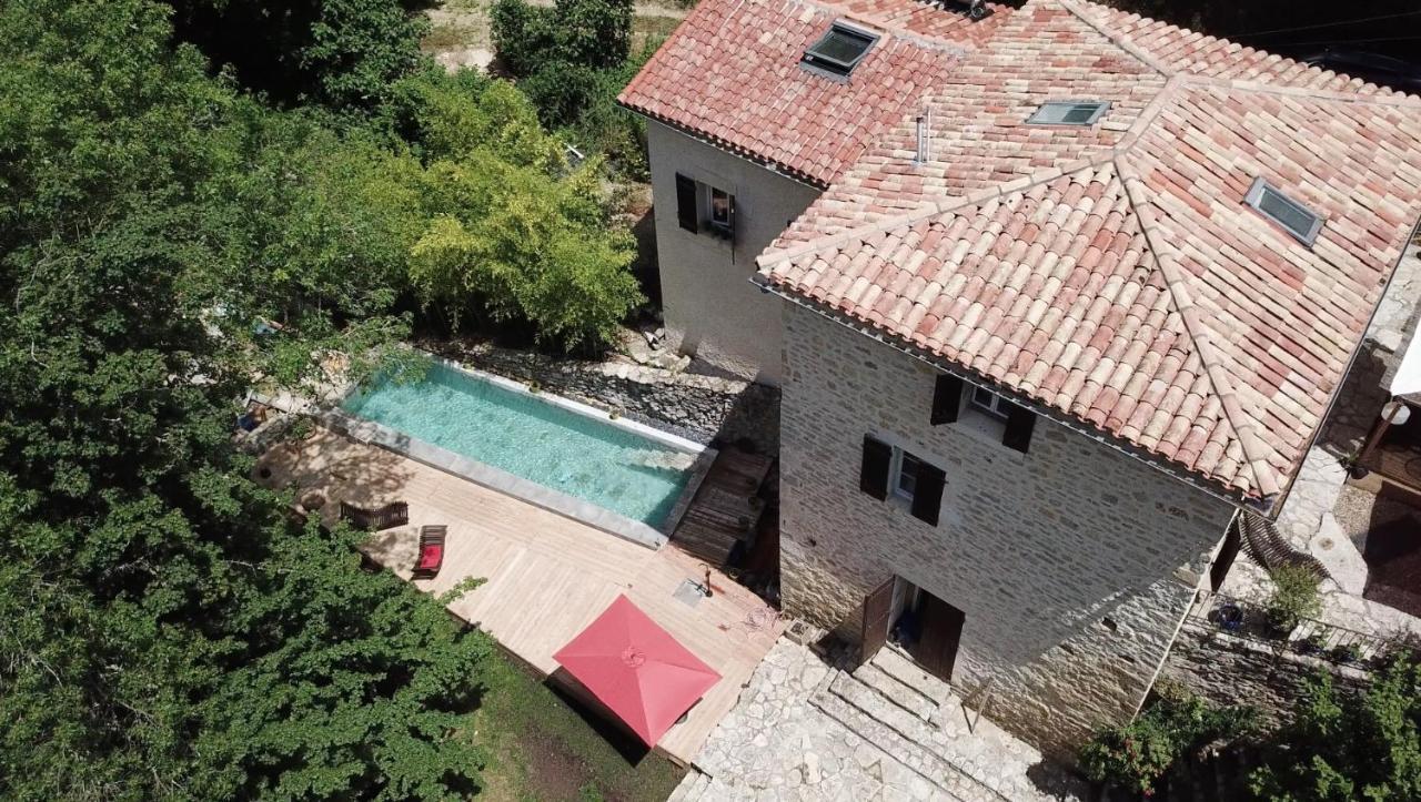Moulin Bas, Pres De La Riviere Bed & Breakfast Carnac-Rouffiac Exterior photo